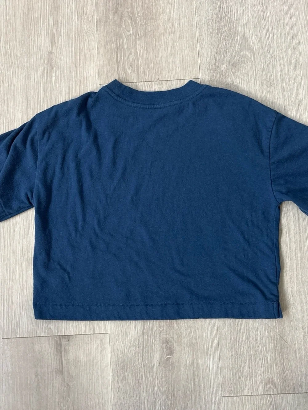 Gap Teen Girls Friends Graphic Boxy Crop T-Shirt Navy Blue Short Sleeve Size M